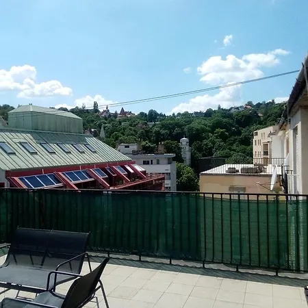 Rooftop Near Danube And Margareth Island Privatunterkunft